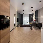 Modern With Ac & Parking In By Renters Appartement