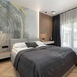 Modern With Ac & Parking In By Renters Wrocław