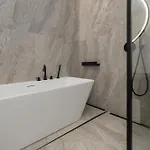 Modern With Ac & Parking In By Renters Appartement *