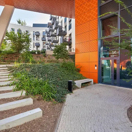 Modern With Ac & Parking In By Renters * 弗罗茨瓦夫