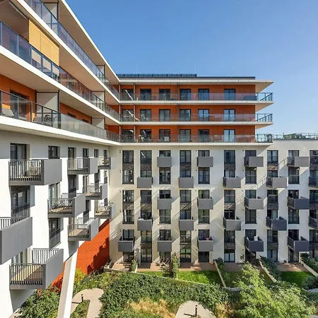 Lejlighed Modern With Ac & Parking In By Renters