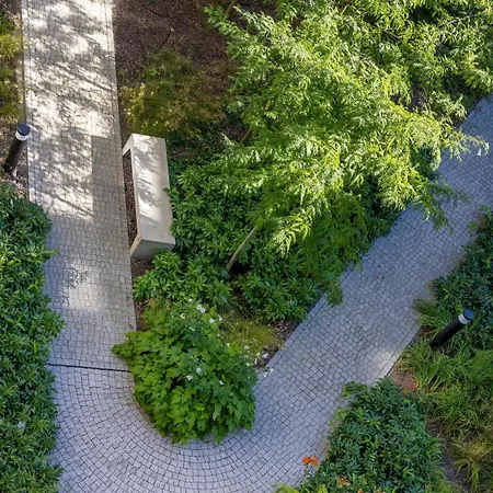 Lejlighed Modern With Ac & Parking In By Renters *