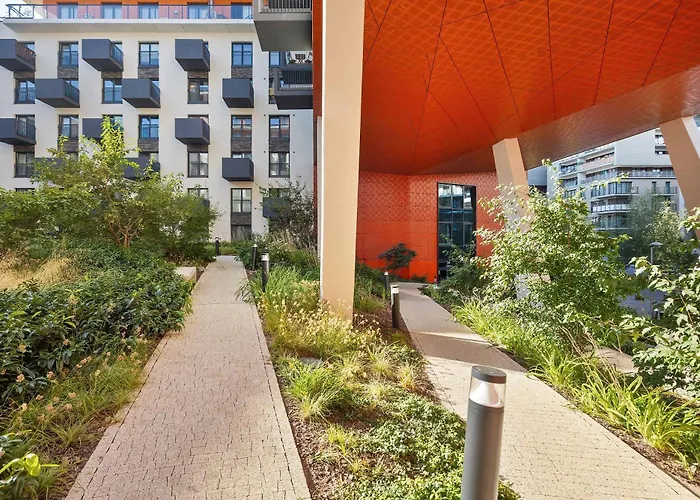 Modern With Ac & Parking In By Renters * Wrocław